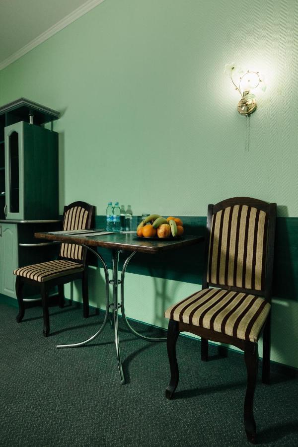 Stanislavskiy Dvir Hotel